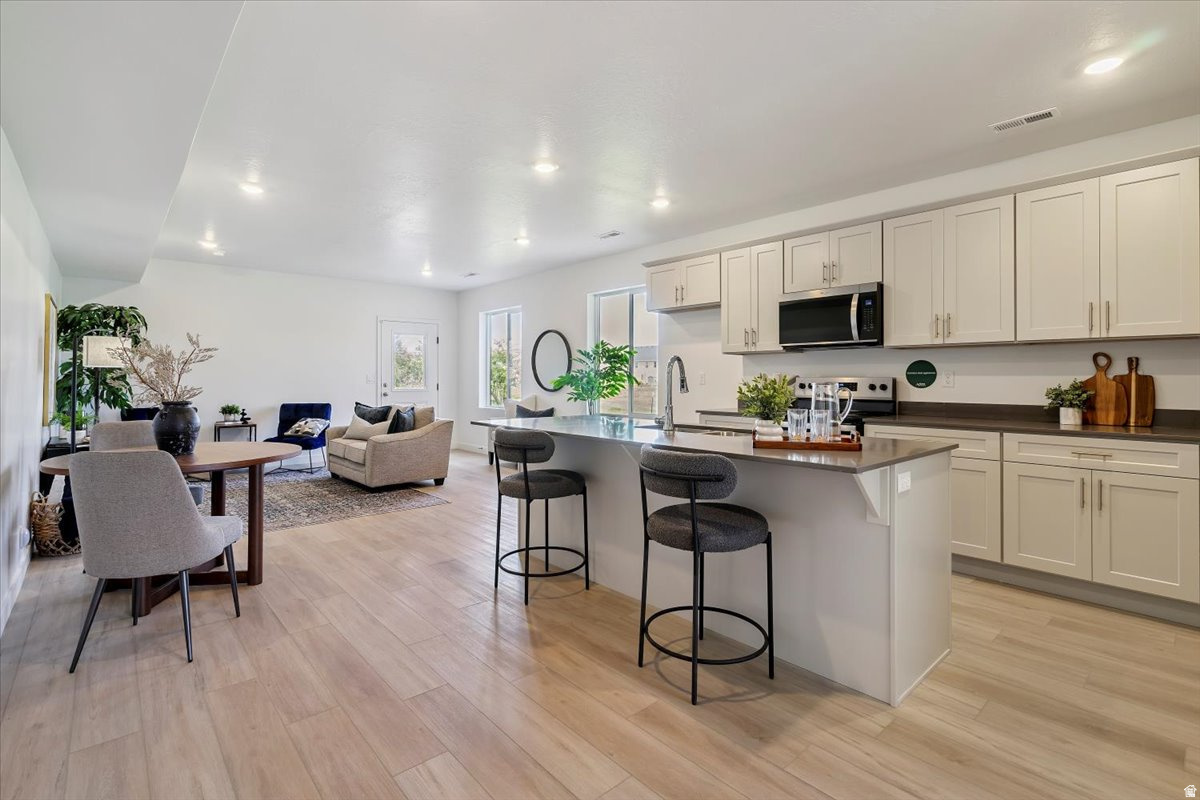 MARDAM RANCH - Residential