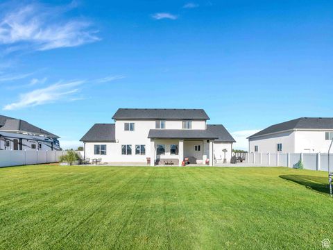 Tiny photo for 2728 N 3975 W, Plain City, UT 84404 (MLS # 2111138)