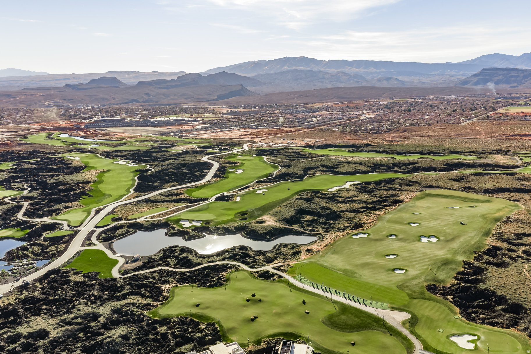 BLACK DESERT RESORT CENTER - Residential