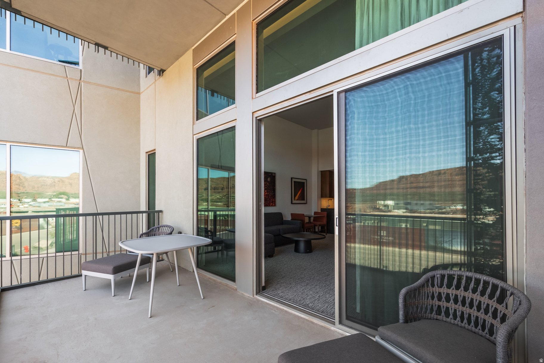 BLACK DESERT RESORT CENTER - Residential