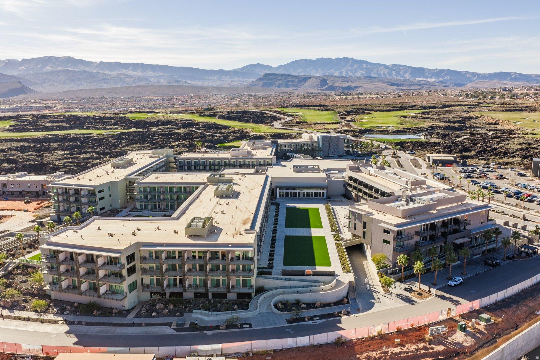 BLACK DESERT RESORT CENTER - Residential