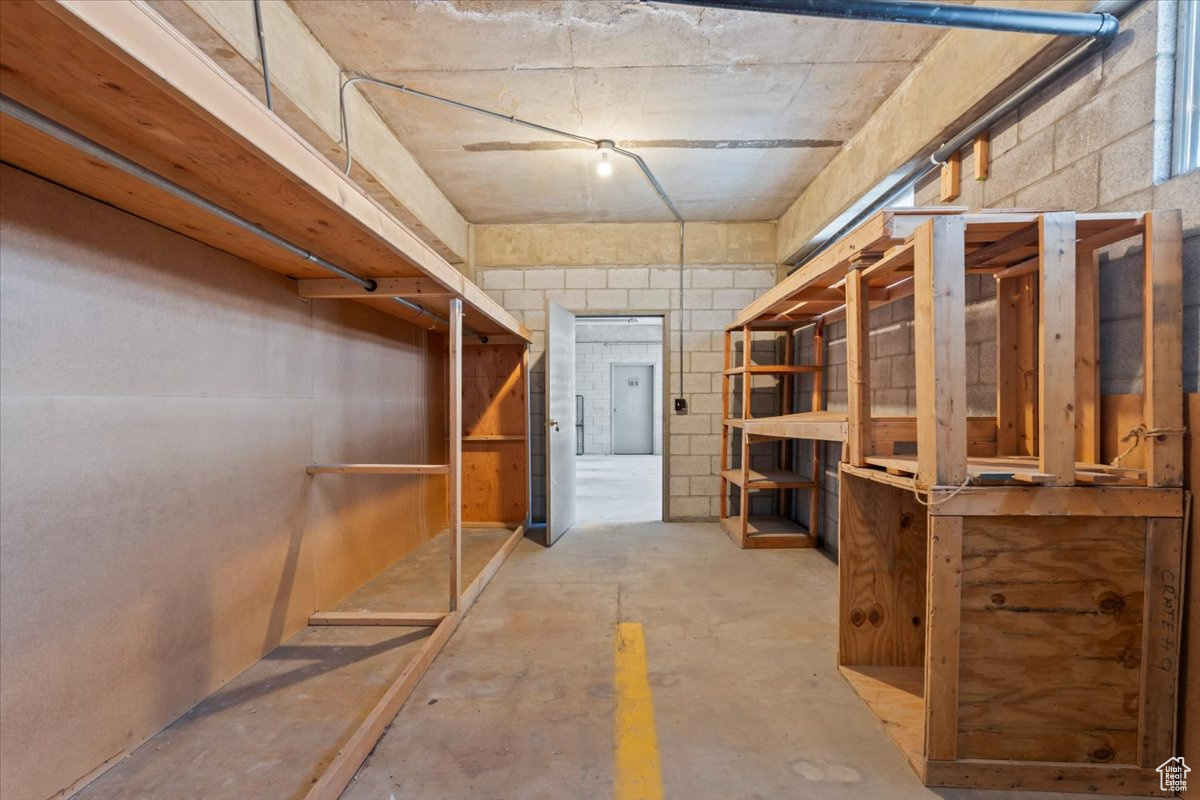 BONEVILLE TOWERS - Residential