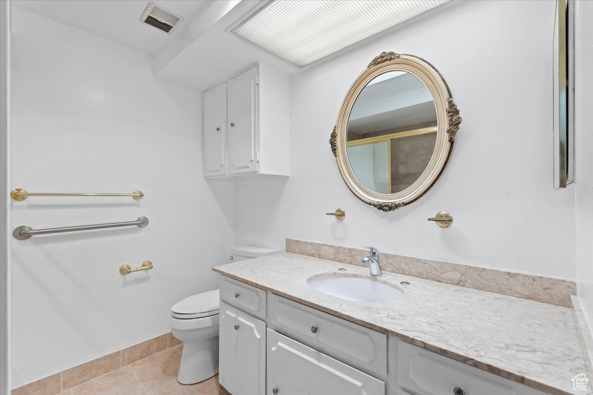 BONEVILLE TOWERS - Residential