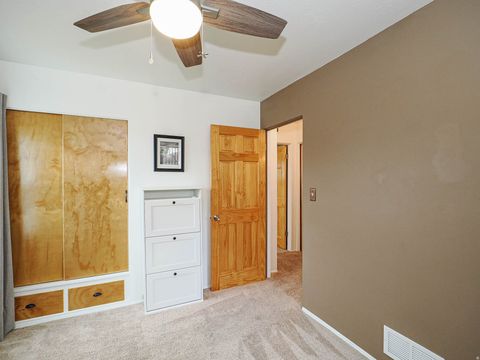 Tiny photo for 610 E 150 S, Kaysville, UT 84037 (MLS # 2152925)