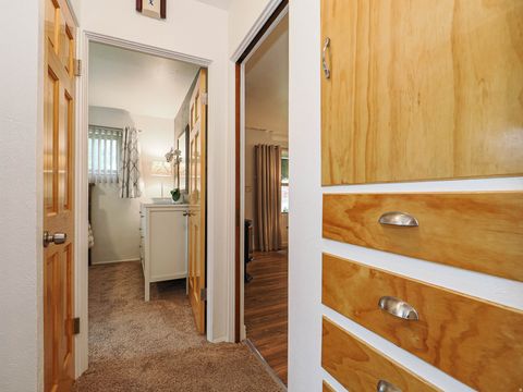 Tiny photo for 610 E 150 S, Kaysville, UT 84037 (MLS # 2152925)