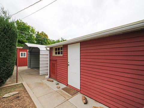 Tiny photo for 610 E 150 S, Kaysville, UT 84037 (MLS # 2152925)