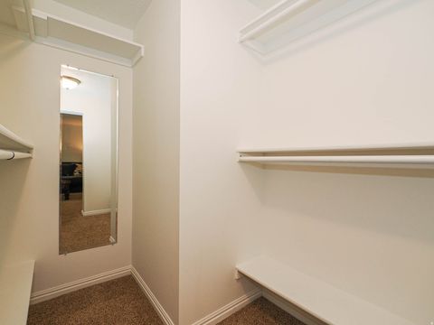 Tiny photo for 610 E 150 S, Kaysville, UT 84037 (MLS # 2152925)