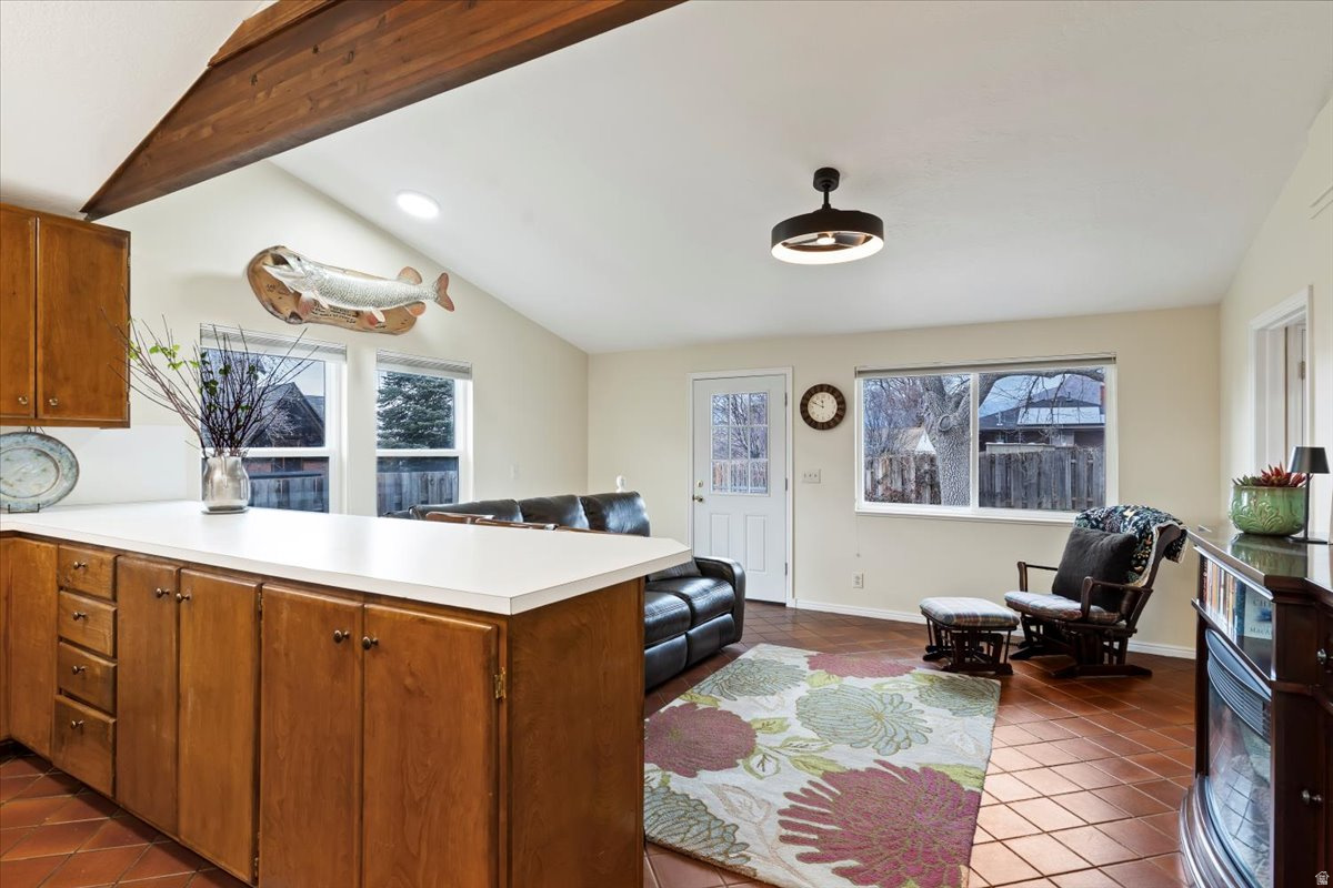 NOB HILL - Residential