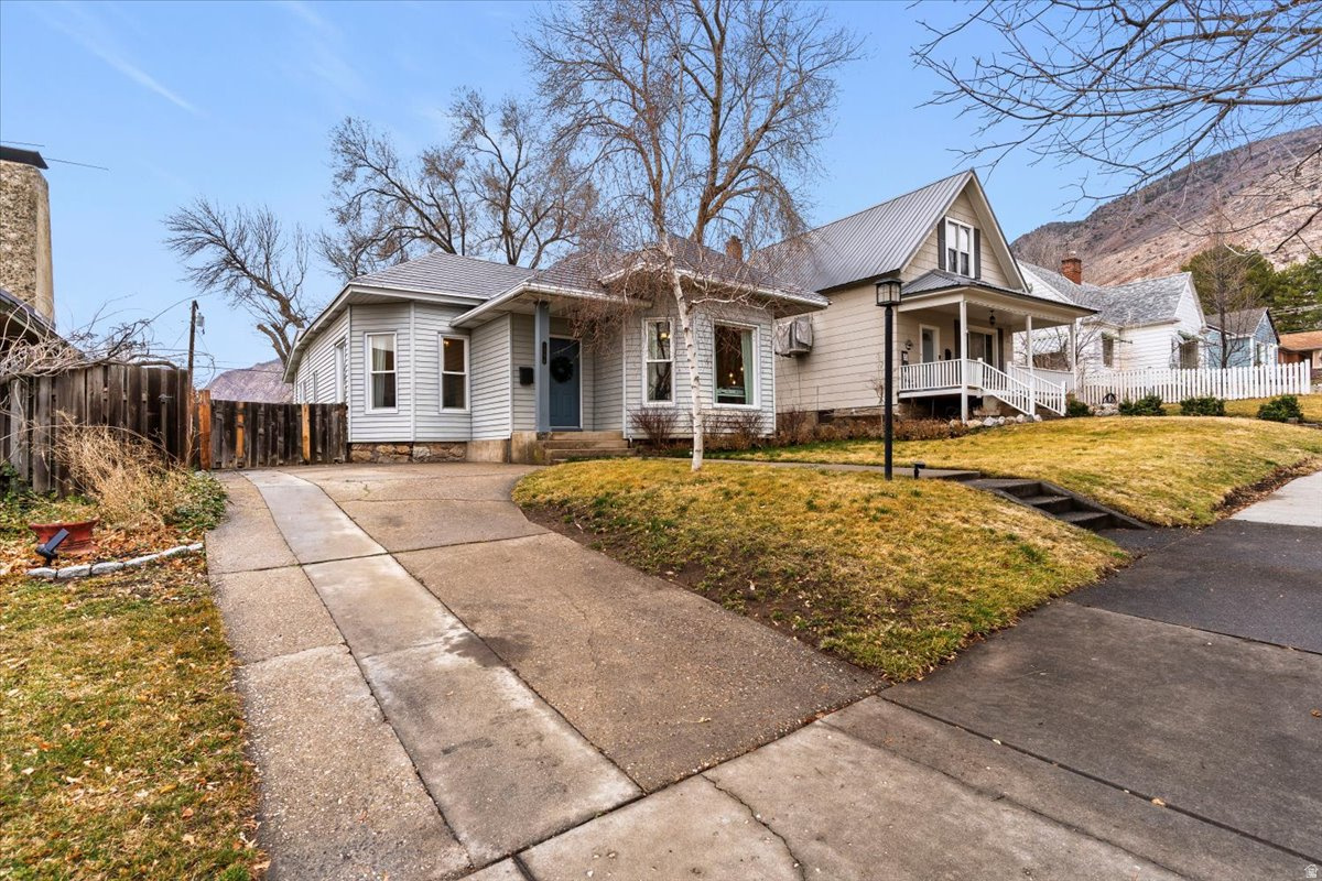 NOB HILL - Residential