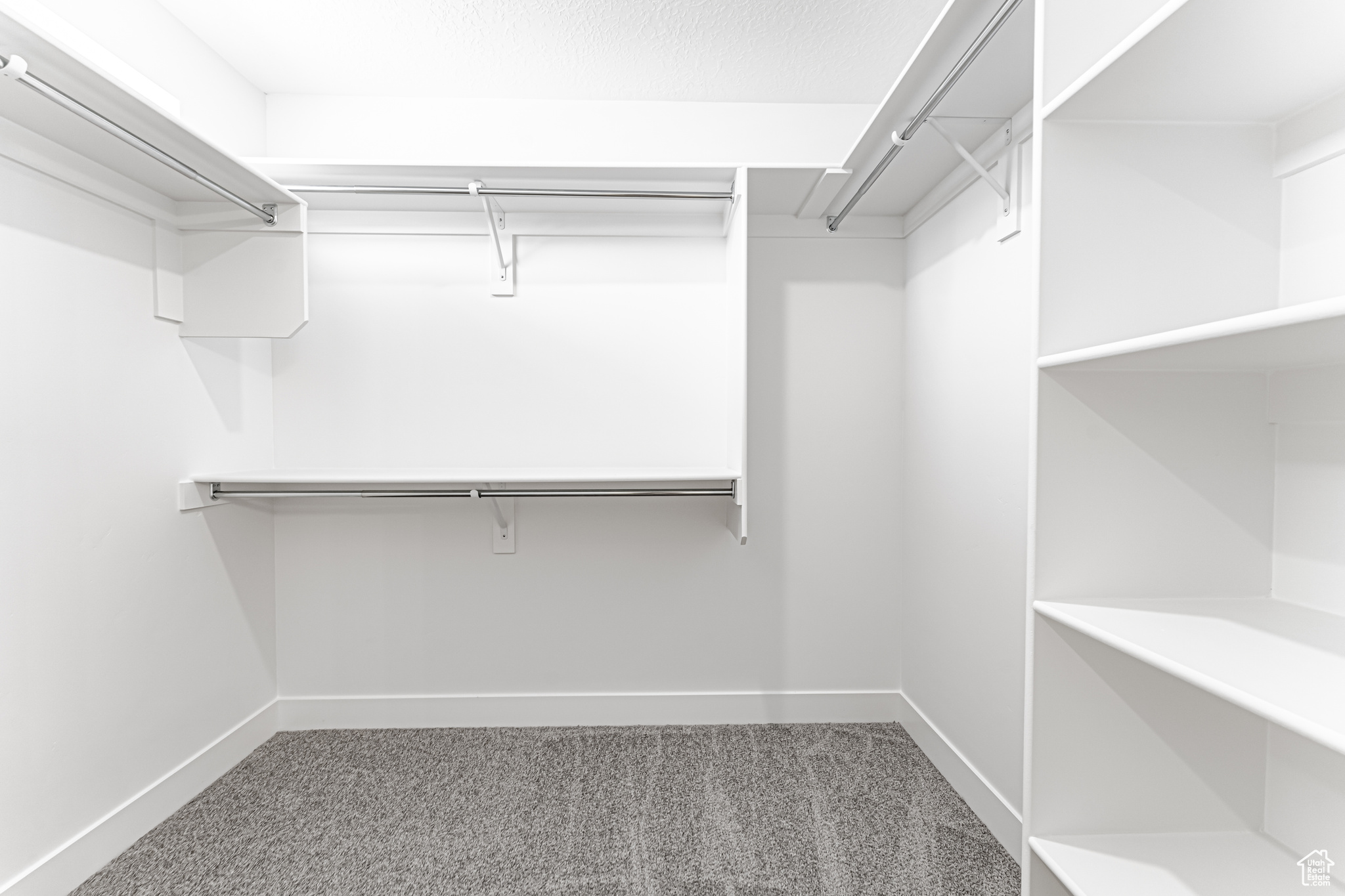 RIVER POINT - Residential