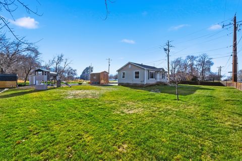 Tiny photo for 1195 W 1600 N, Mapleton, UT 84664 (MLS # 2129808)