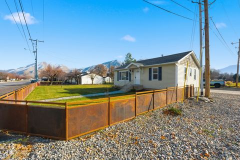 Tiny photo for 1195 W 1600 N, Mapleton, UT 84664 (MLS # 2129808)