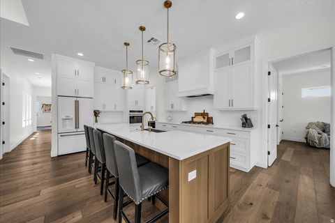 Tiny photo for 3169 S PECOS DR, Washington, UT 84780 (MLS # 2158391)