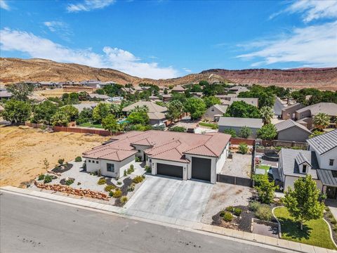 Tiny photo for 3169 S PECOS DR, Washington, UT 84780 (MLS # 2158391)