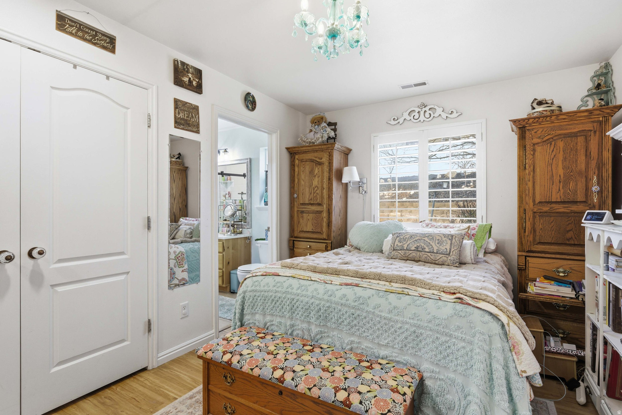 LAKE MOUNTAIN ESTATE - Residential