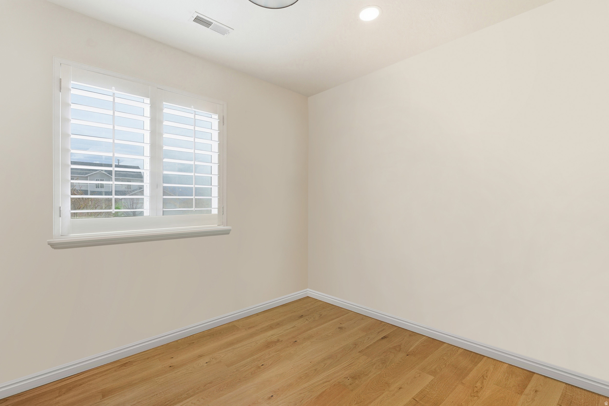 LAKE MOUNTAIN ESTATE - Residential