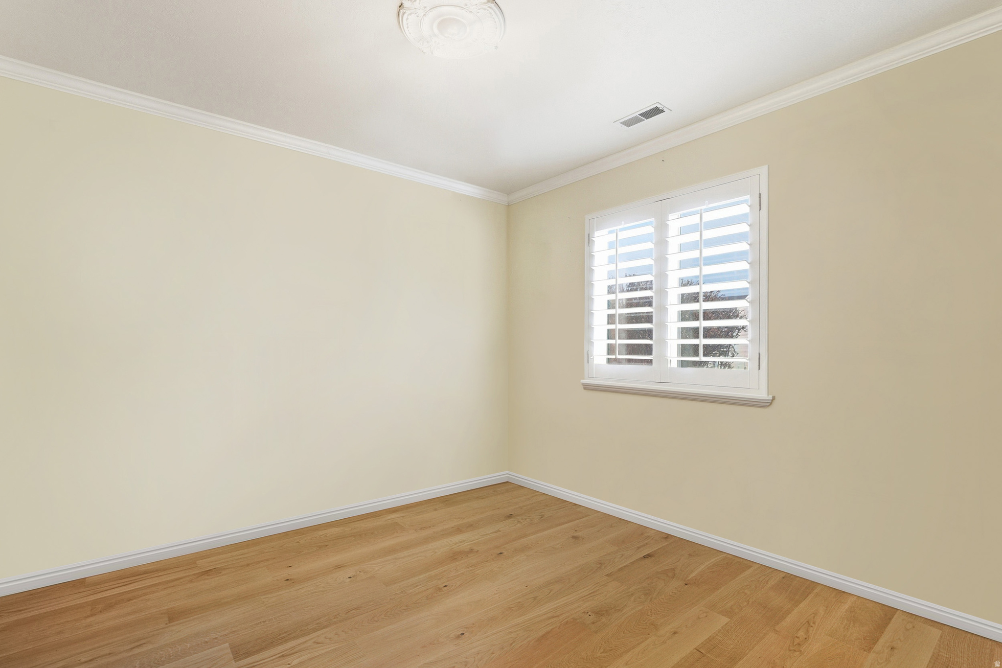 LAKE MOUNTAIN ESTATE - Residential