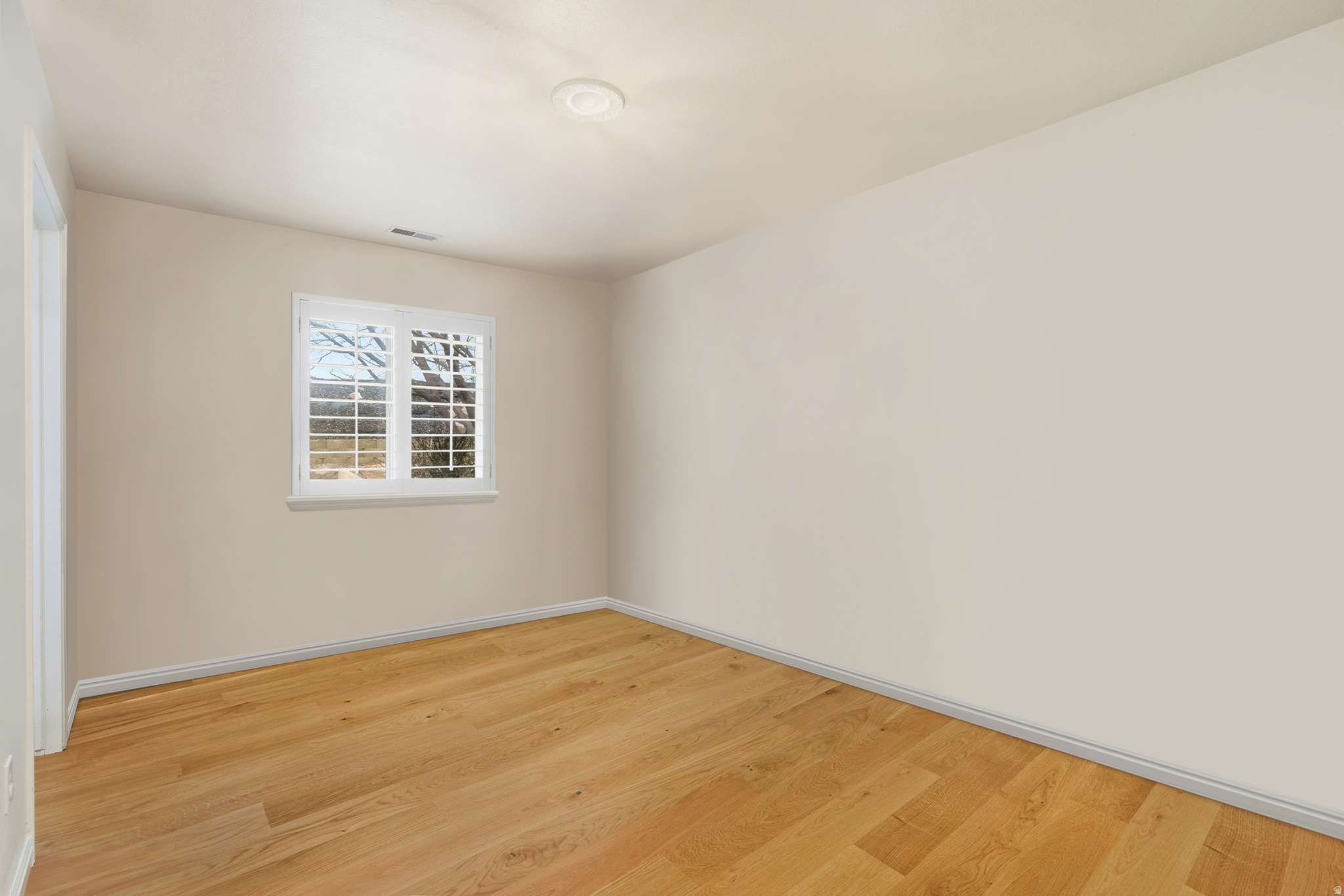 LAKE MOUNTAIN ESTATE - Residential