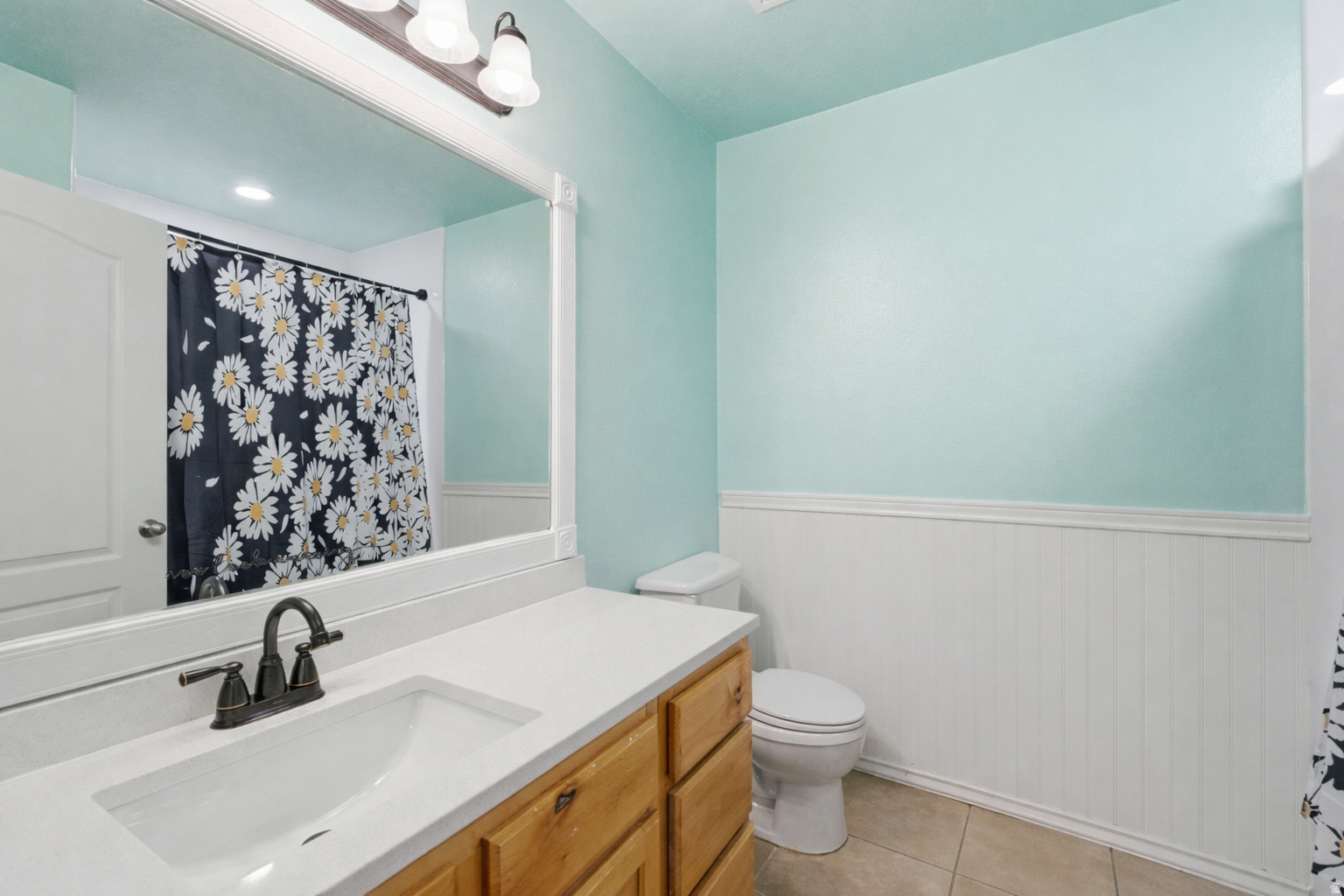 LAKE MOUNTAIN ESTATE - Residential