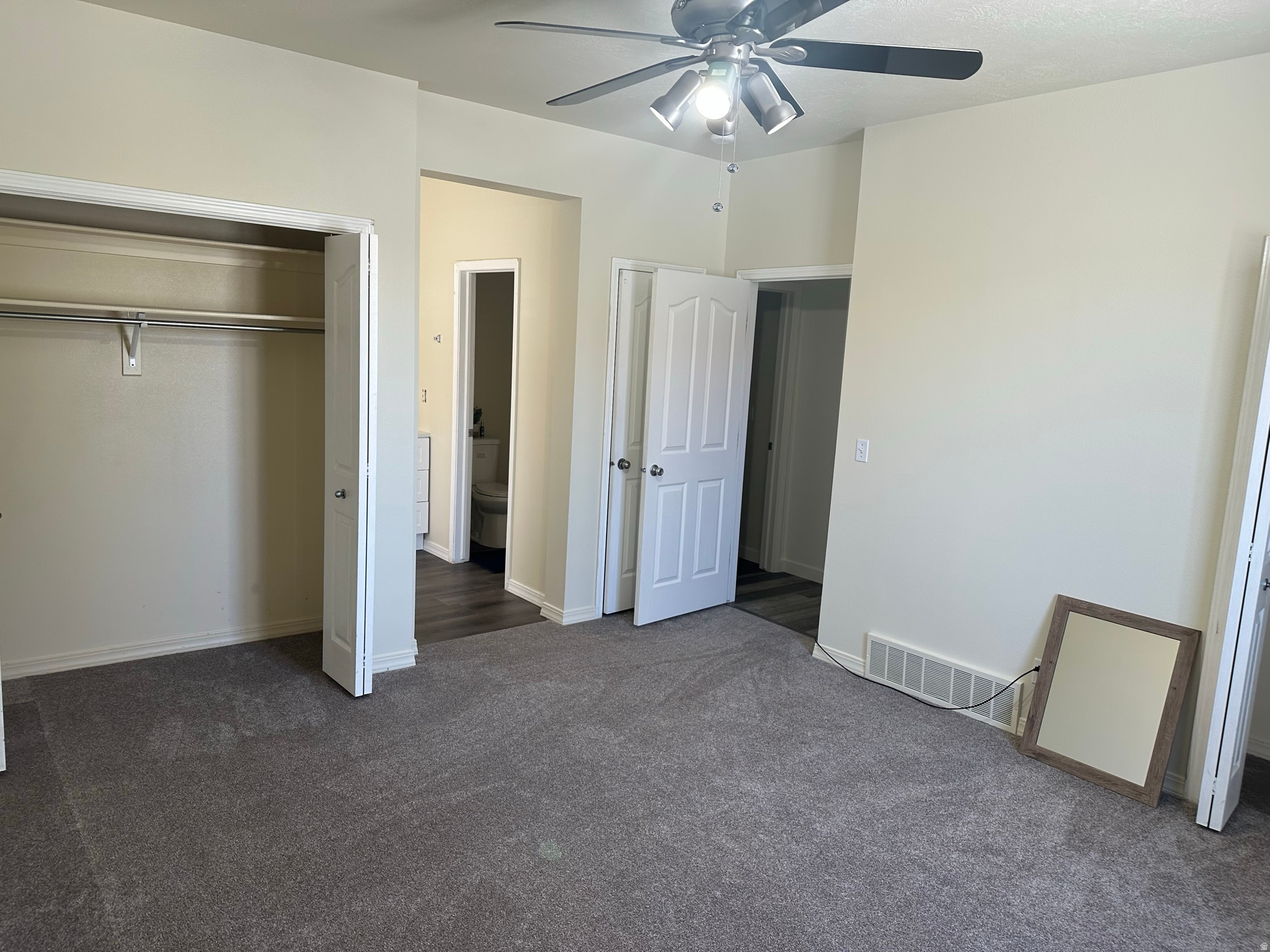 COTTAGES AT ELK RUN - Residential