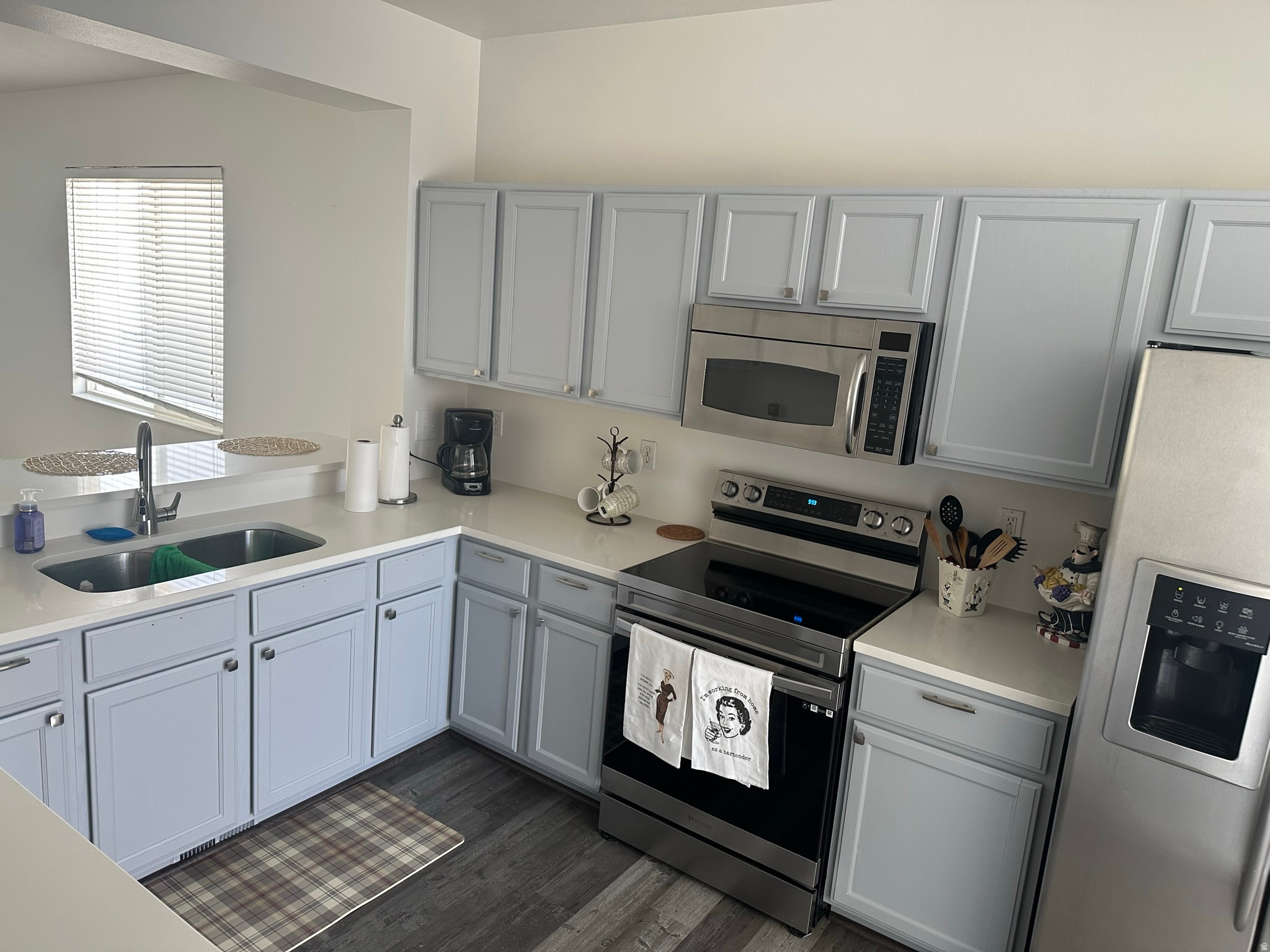 COTTAGES AT ELK RUN - Residential