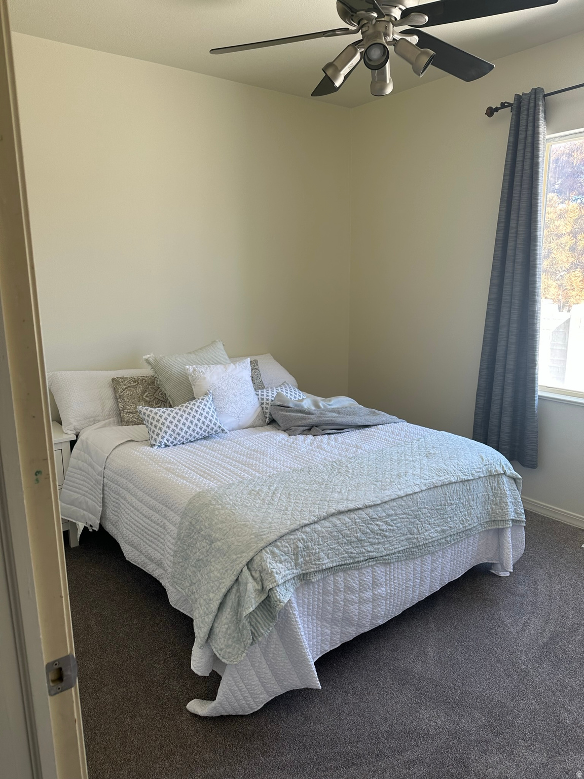 COTTAGES AT ELK RUN - Residential