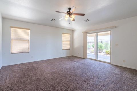 Tiny photo for 1574 E SUGAR PLUMB LN, Washington, UT 84780 (MLS # 2136894)