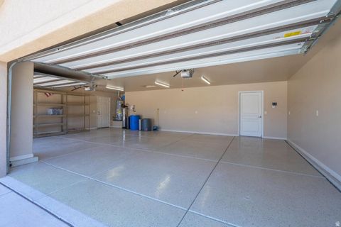 Tiny photo for 1574 E SUGAR PLUMB LN, Washington, UT 84780 (MLS # 2136894)