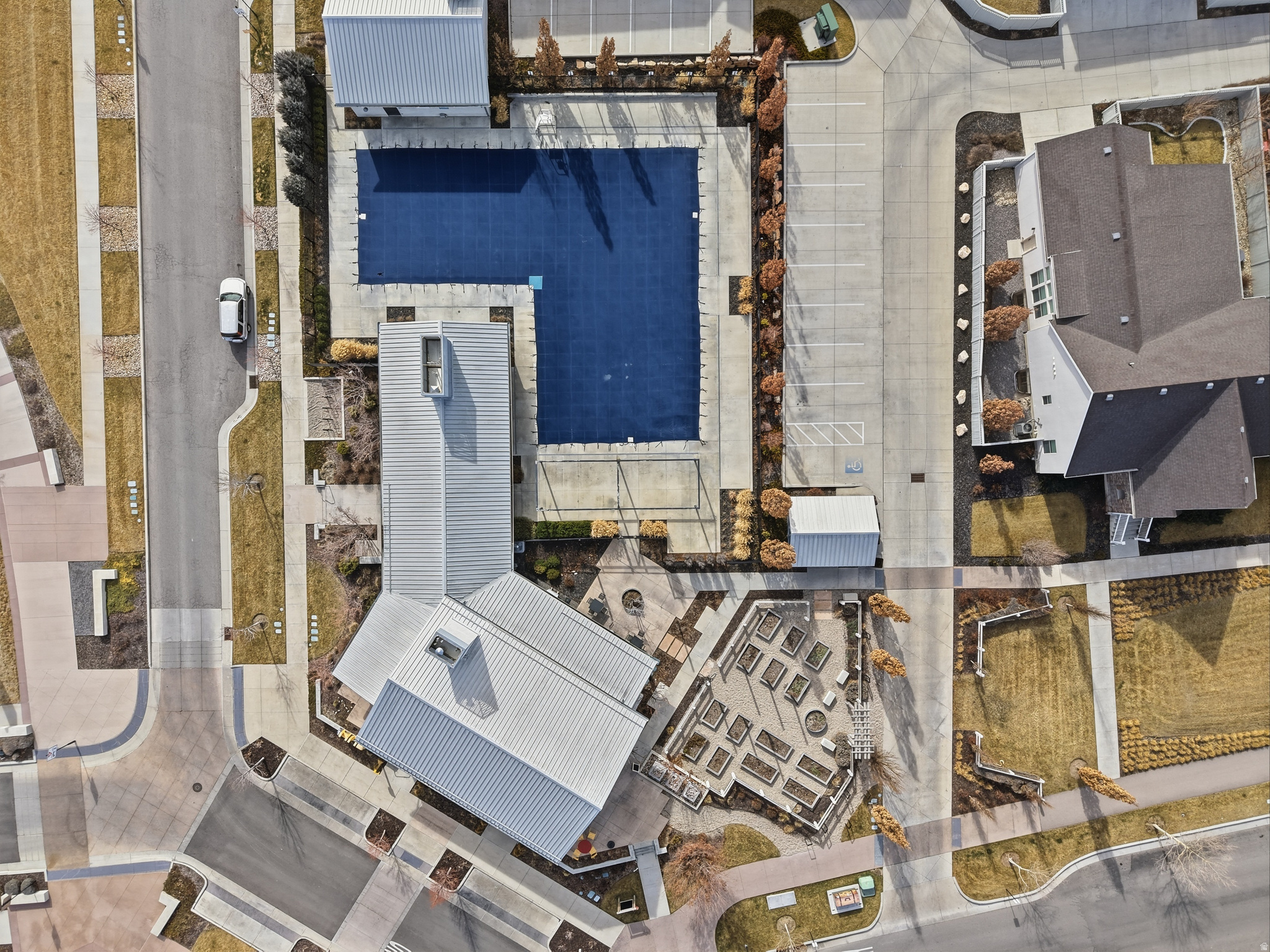 DAYBREAK - Residential