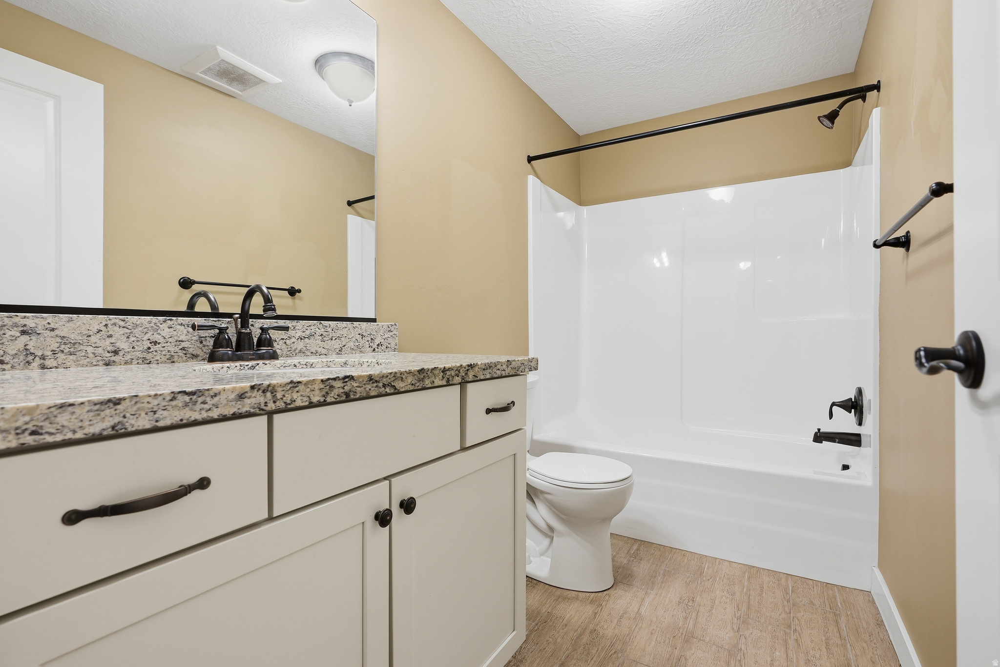 DAYBREAK - Residential