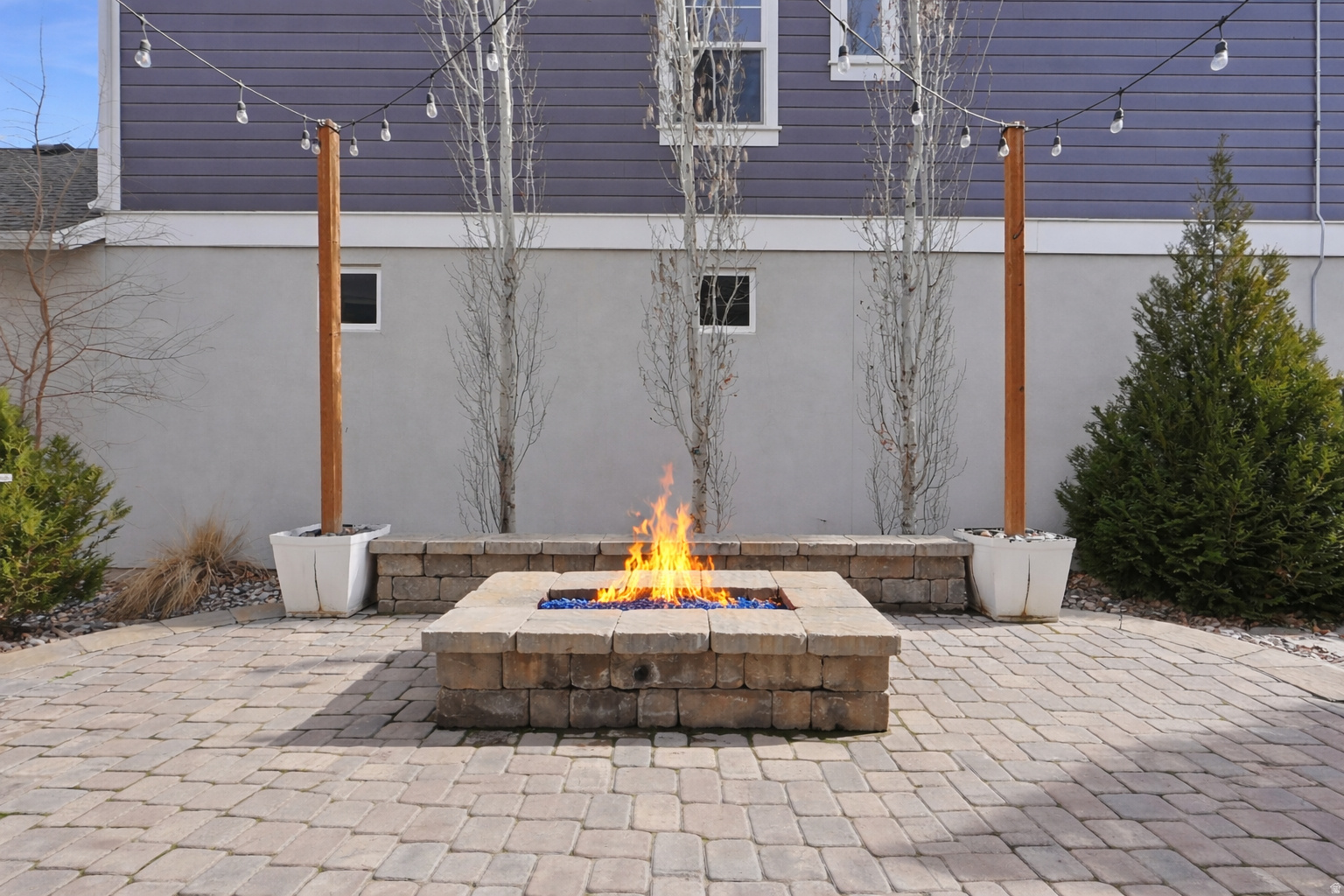 DAYBREAK - Residential