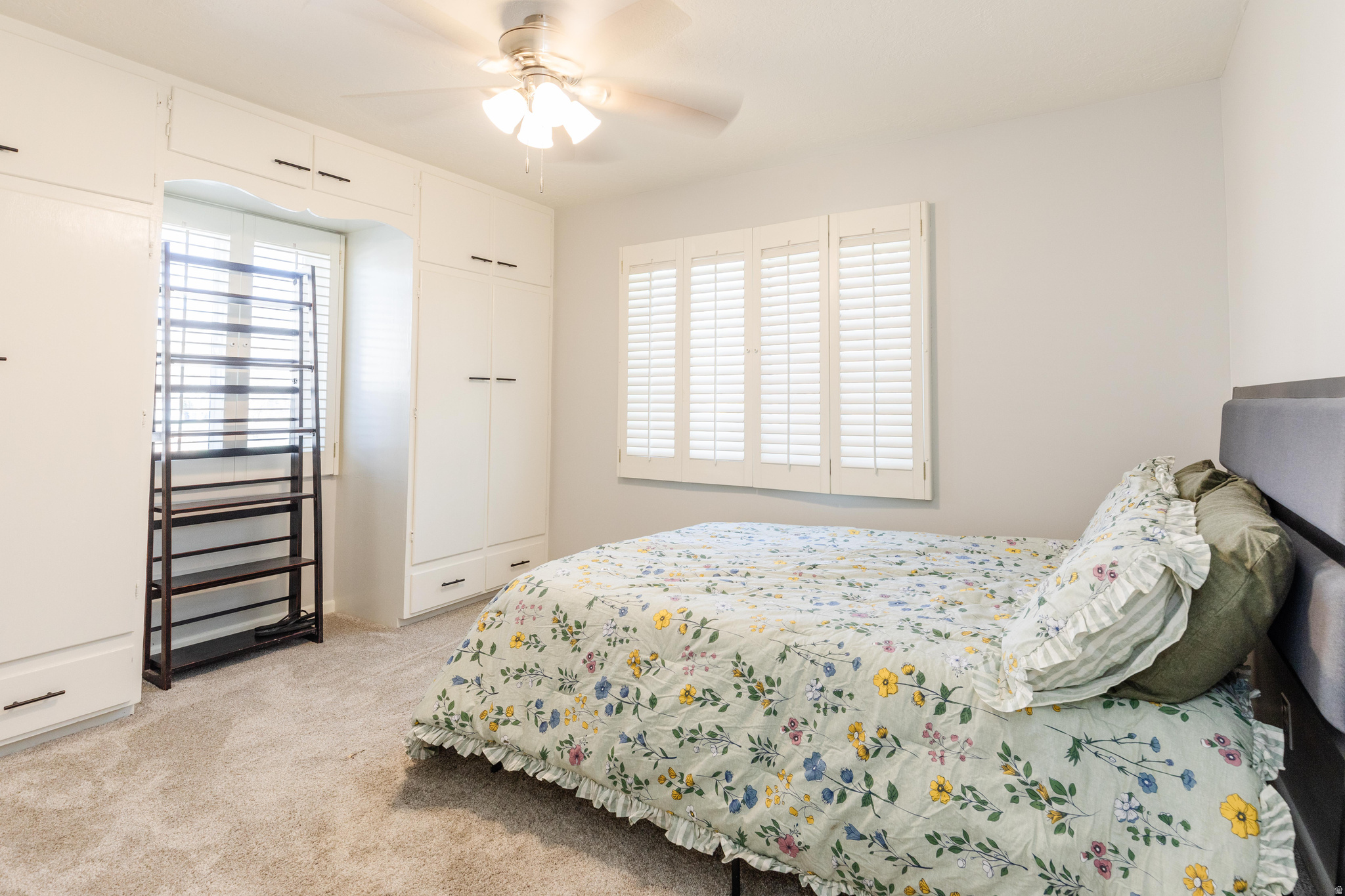 HILLCREST HOMES SUBD - Residential