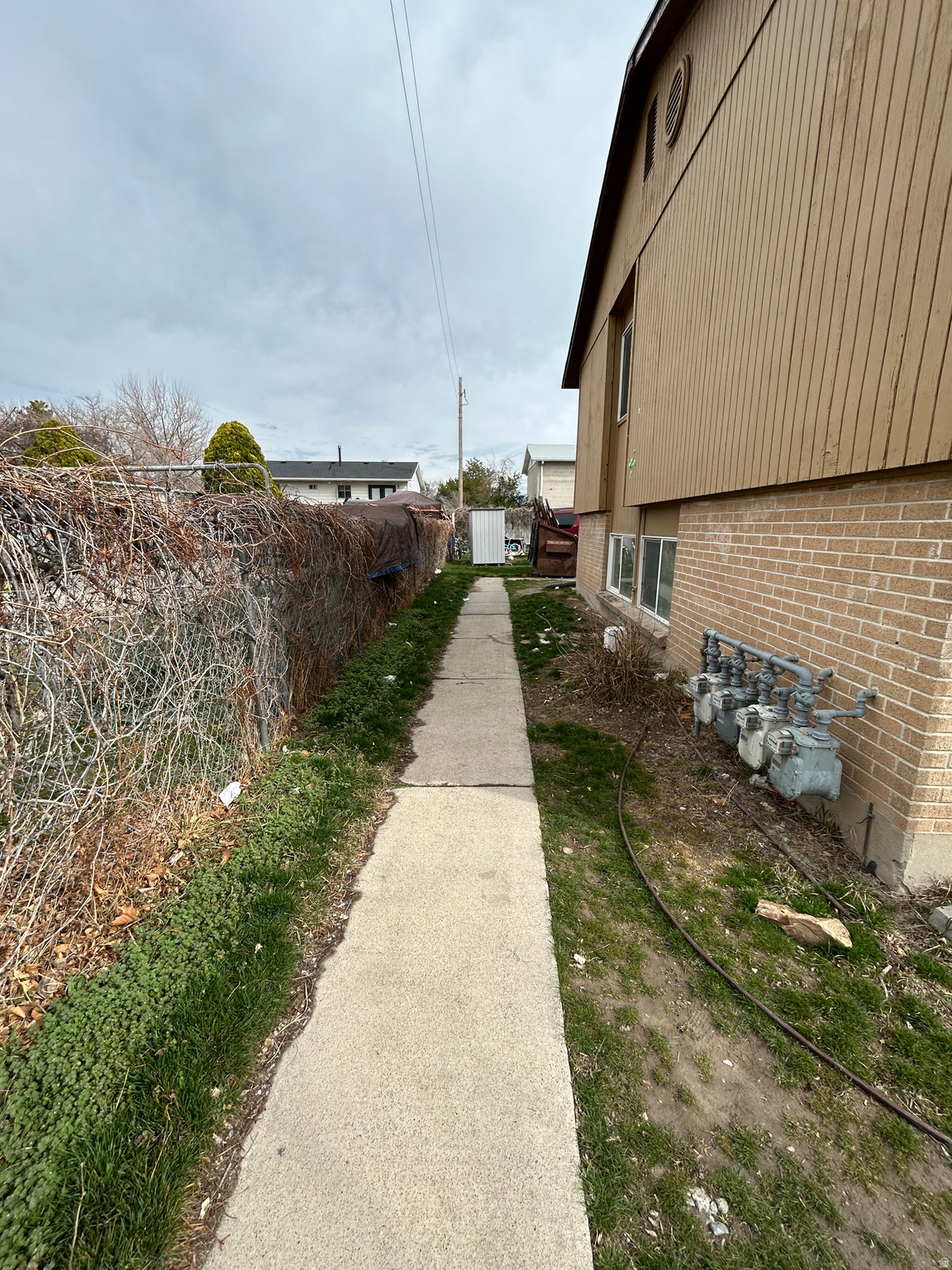 LYNWOOD ACRES - Residential Income