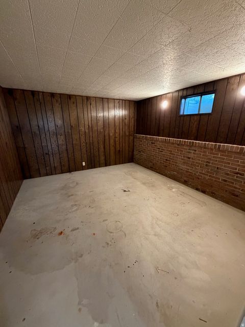 Tiny photo for 373 E 1200 N, Centerville, UT 84014 (MLS # 2169210)