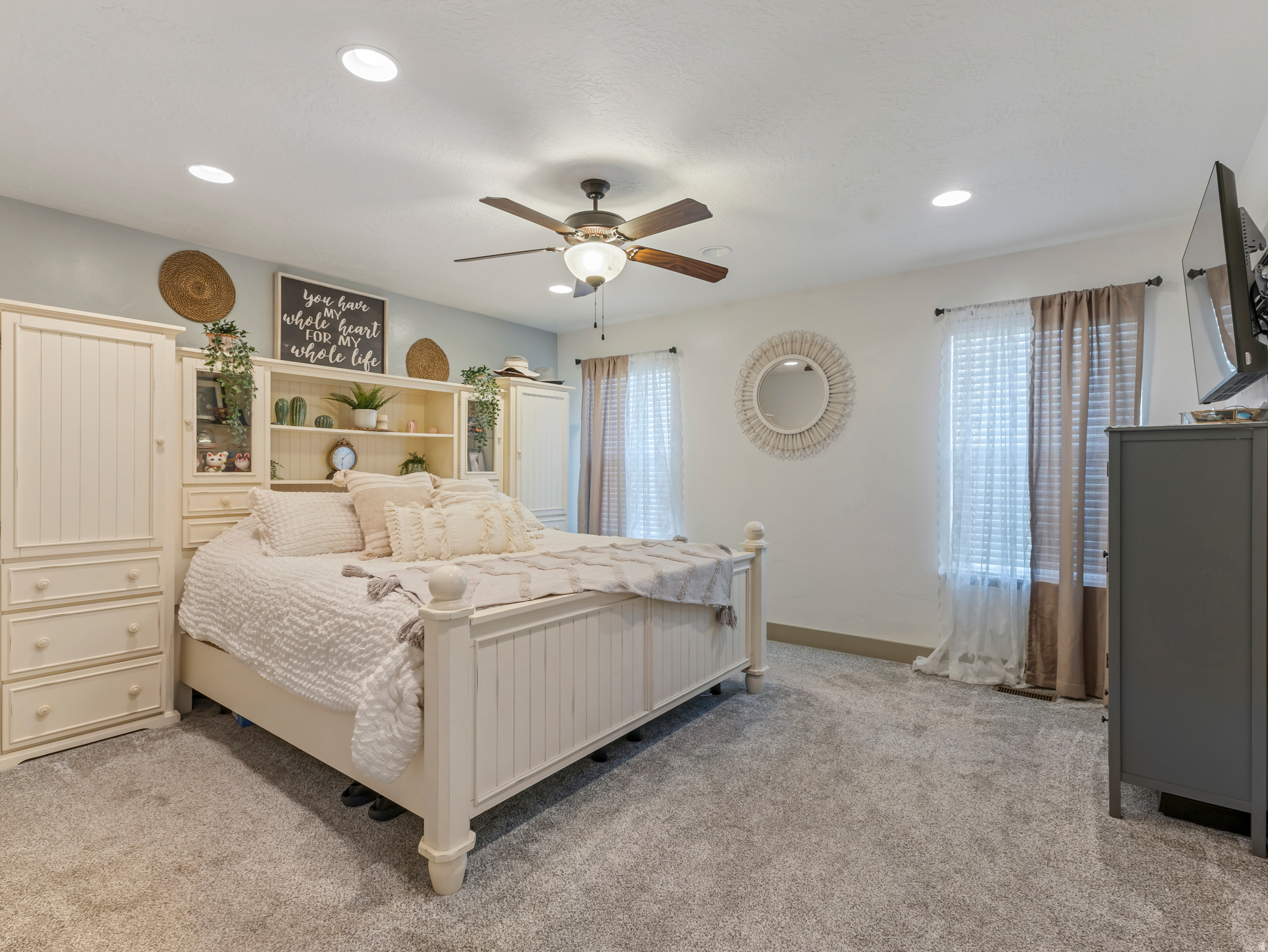 SARATOGA HILLS - Residential