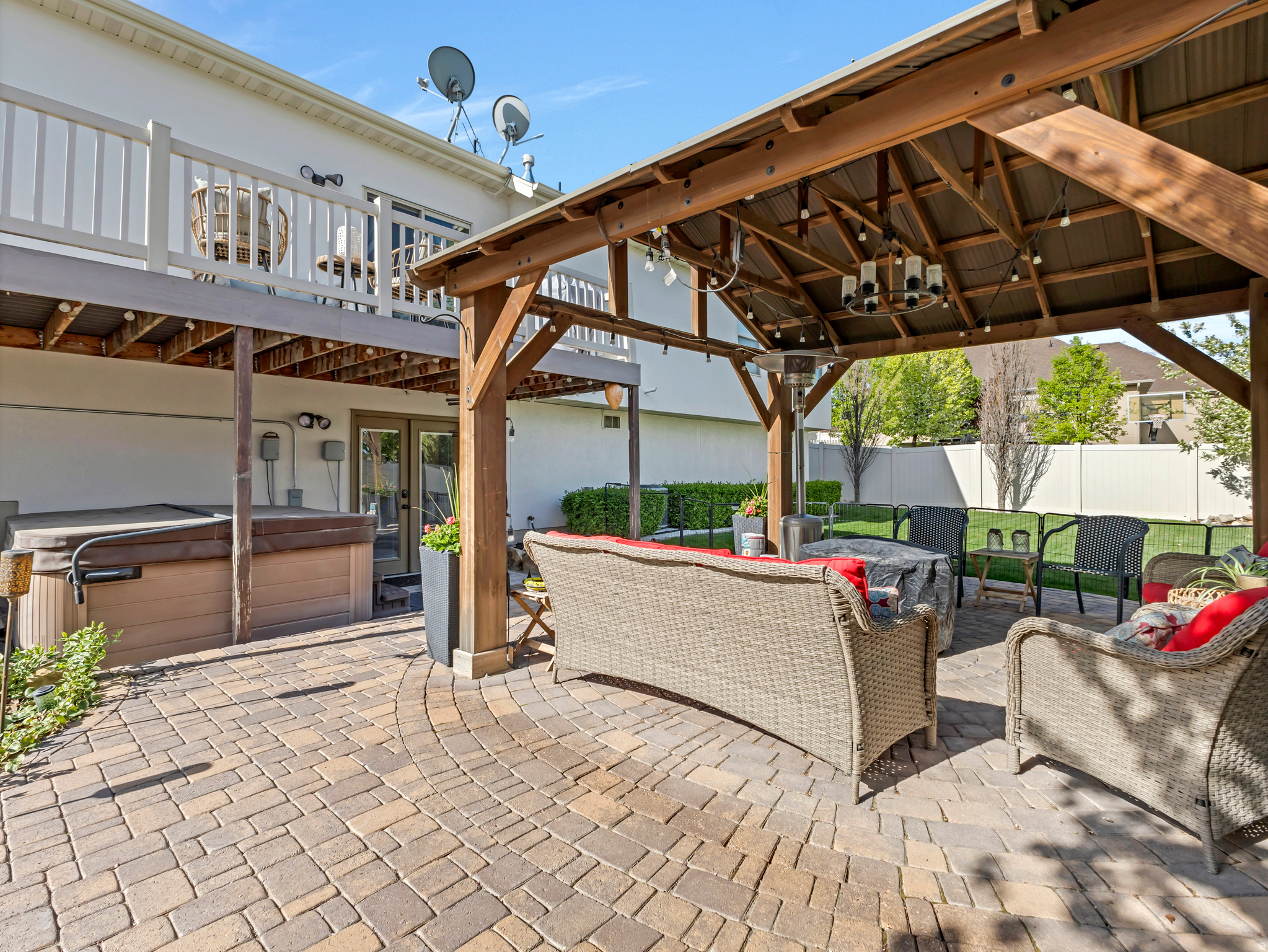 SARATOGA HILLS - Residential