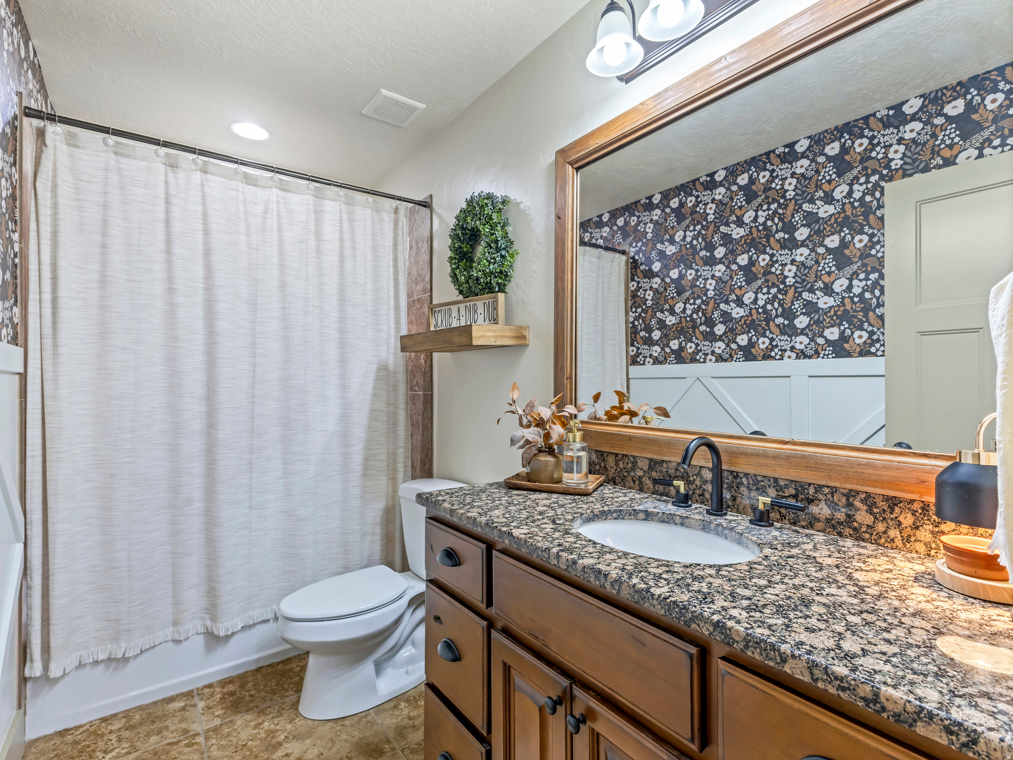 SARATOGA HILLS - Residential