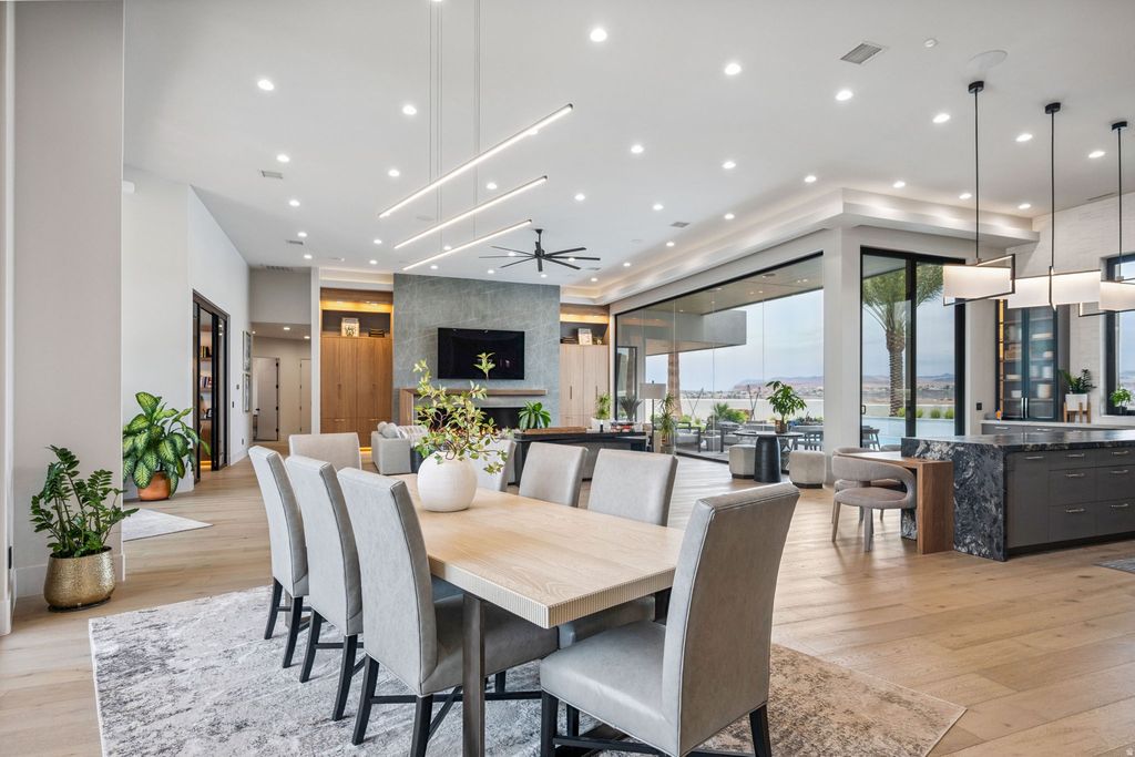 Photo of 2801 E DIAMOND RIDGE DR, Saint George, UT 84790 (MLS # 2135769)