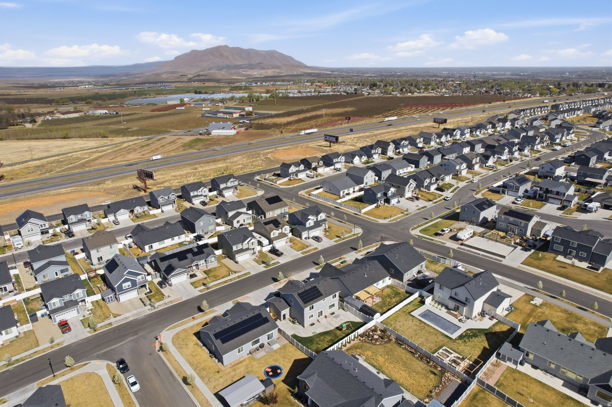 FOOTHILL VILLAGE - Residential