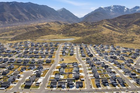 Tiny photo for 1123 S RED DR, Santaquin, UT 84655 (MLS # 2146359)