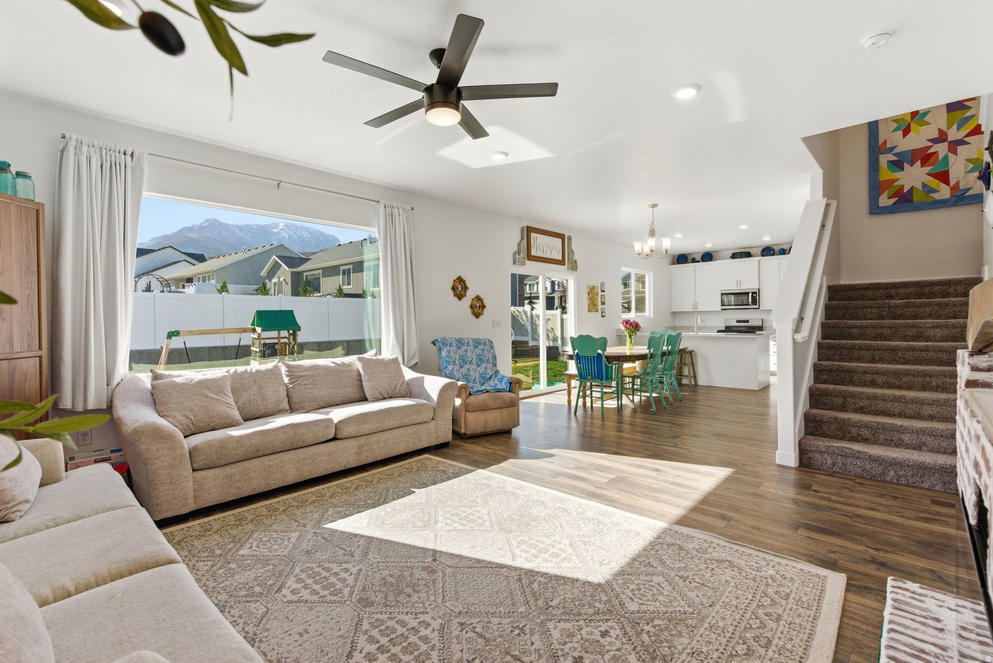 FOOTHILL VILLAGE - Residential