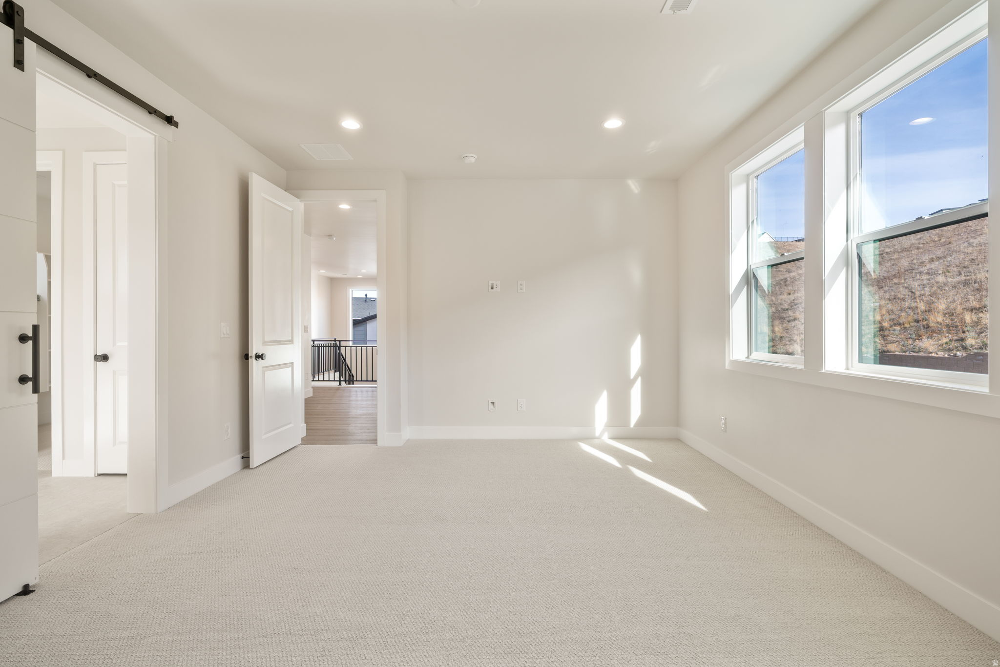 LAKEVIEW ESTATES - Residential