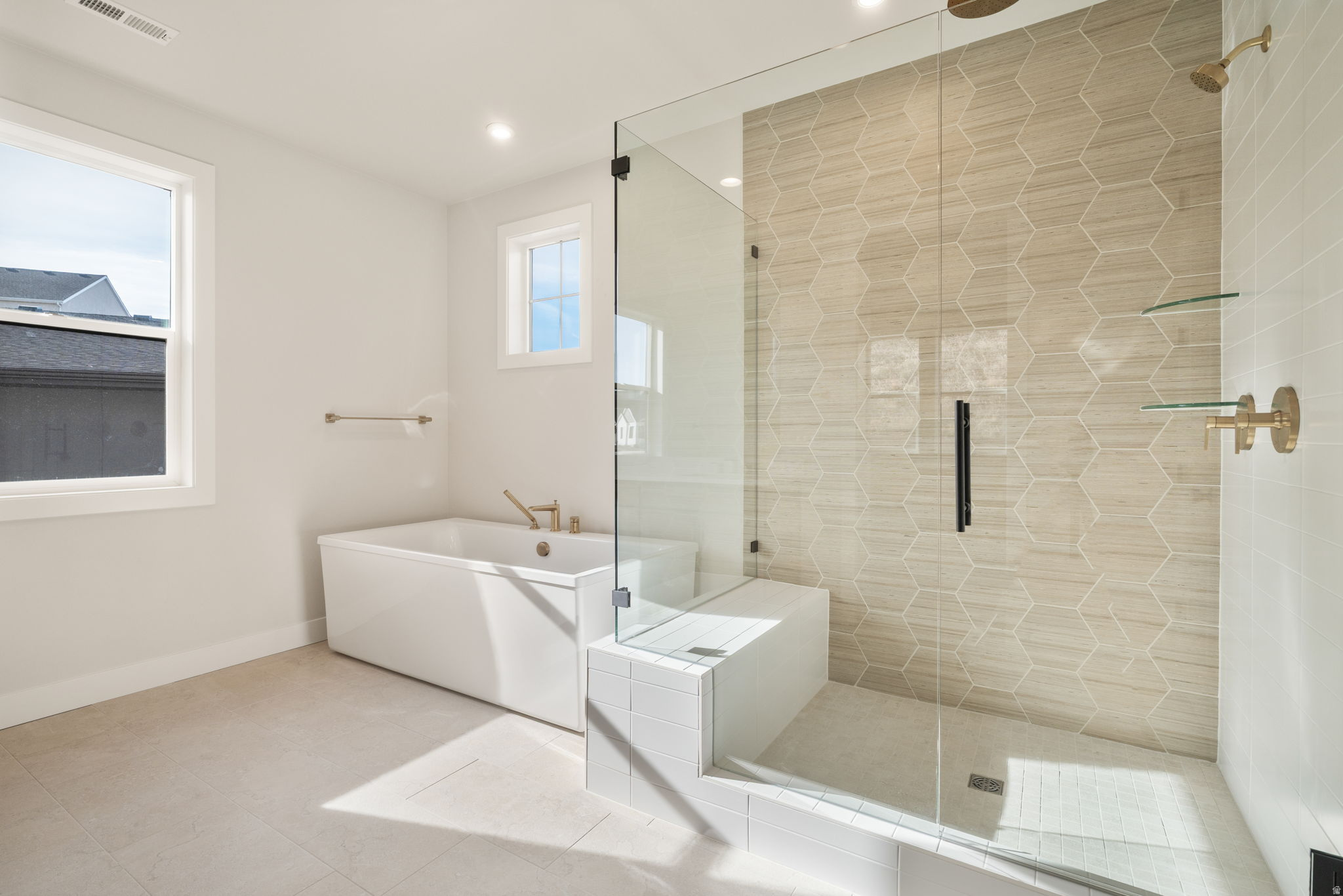 LAKEVIEW ESTATES - Residential