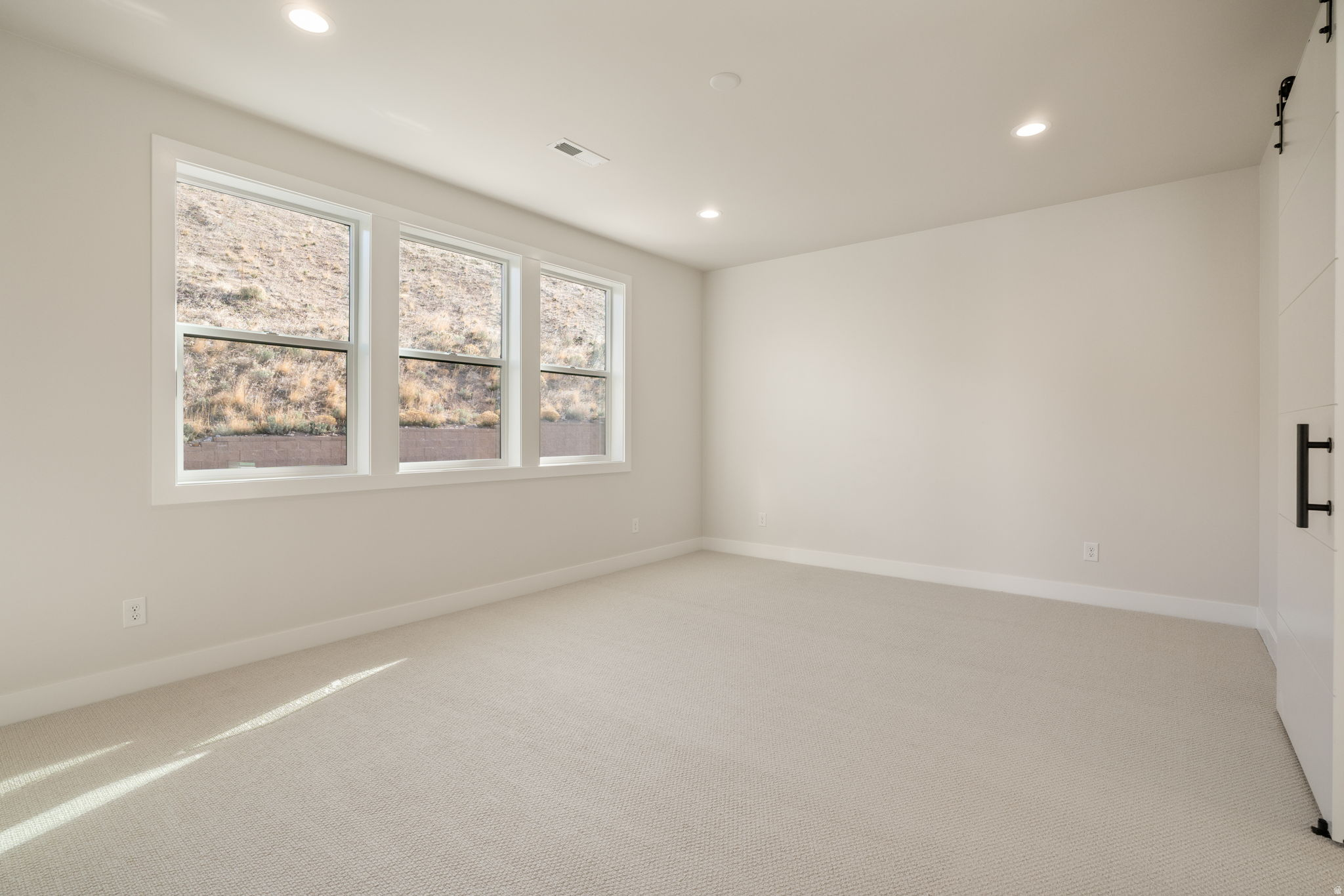 LAKEVIEW ESTATES - Residential