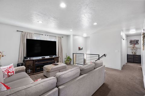 Tiny photo for 1736 W JENNIFER WAY, Salt Lake City, UT 84116 (MLS # 2133595)