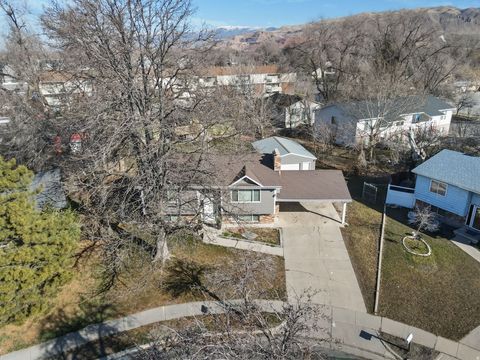 Tiny photo for 1736 W JENNIFER WAY, Salt Lake City, UT 84116 (MLS # 2133595)