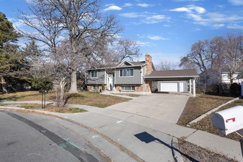 Tiny photo for 1736 W JENNIFER WAY, Salt Lake City, UT 84116 (MLS # 2133595)