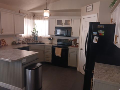 Tiny photo for 332 E 880 N, Tooele, UT 84074 (MLS # 2128936)