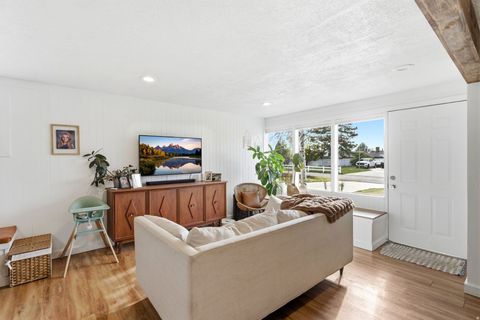 Tiny photo for 8523 S 1430 E, Sandy, UT 84093 (MLS # 2147644)