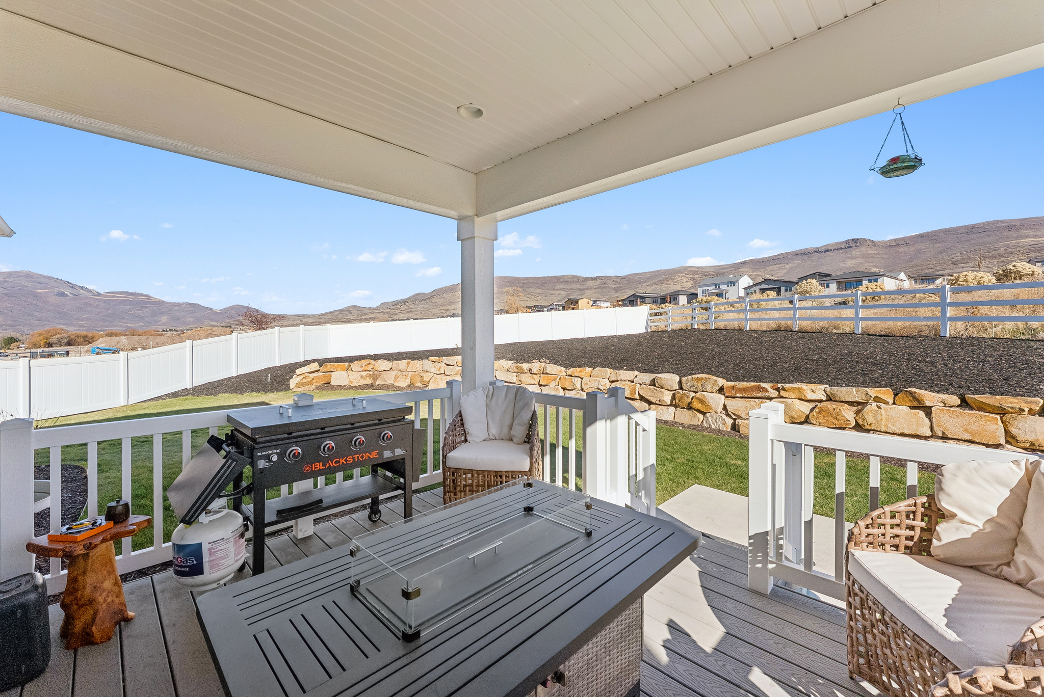 COYOTE RIDGE - Residential